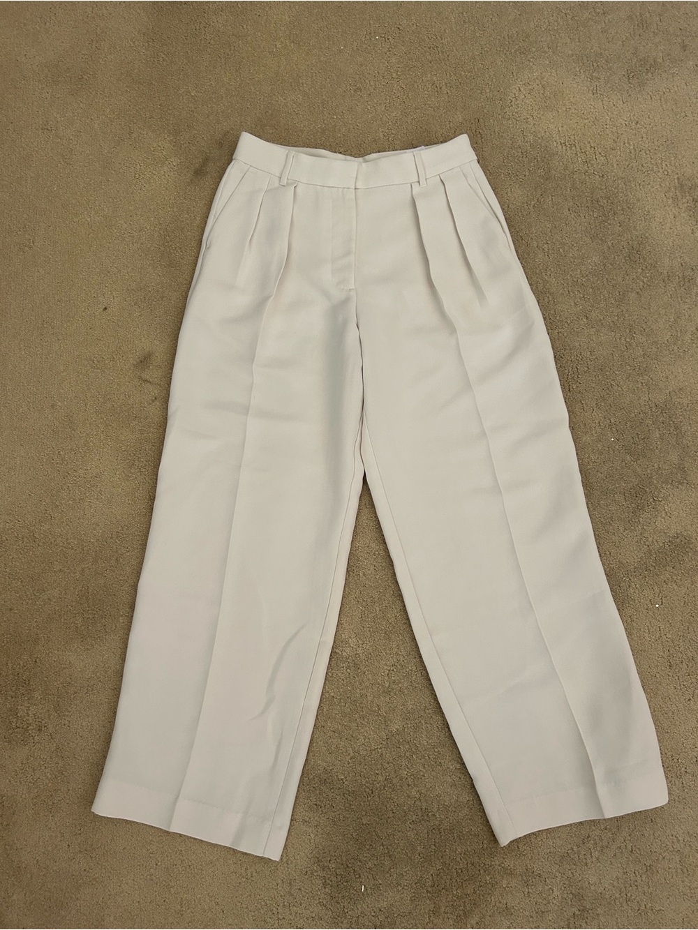 Banana Republic Wide Leg Pants in Off-White